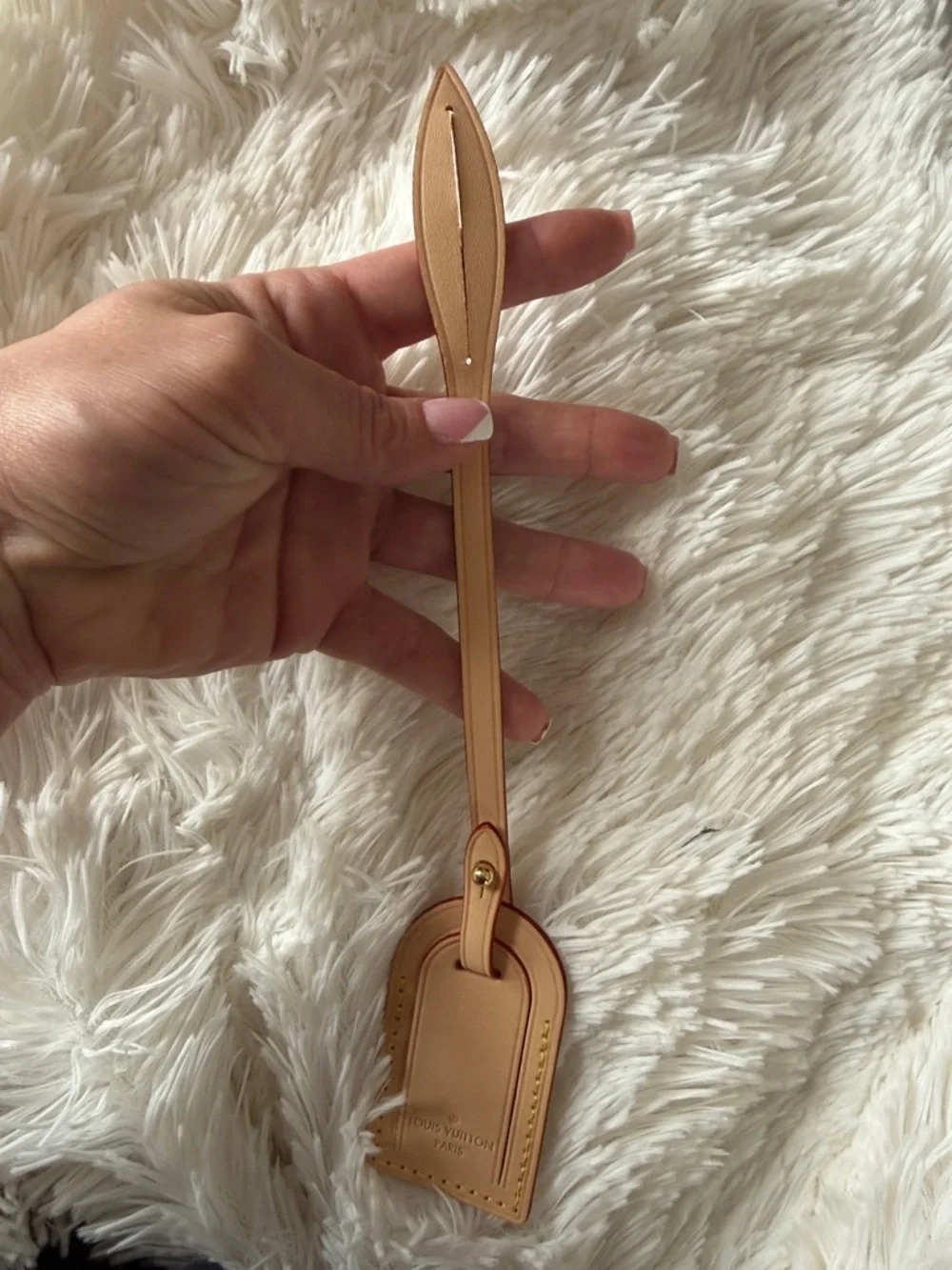Louis Vuitton Tan Leather Luggage Tag with Red Edge - Picture 8 of 10